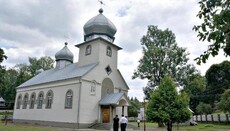 В селе Пилипец раскольники обвинили общину УПЦ в попытке «захвата» храма