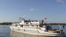 РПЦ відправила корабель-церкву у рейс по віддалених поселеннях Сибіру