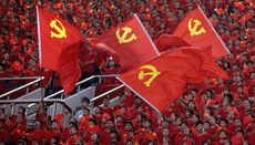В Китае верующих обязали покинуть ряды коммунистической партии