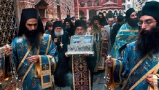 Игумен Ватопеда дал разрешение на прибытие в Украину пояса Богородицы