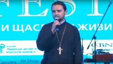 Протоієрей Олександр Клименко виступив на фестивалі «ЖИВИ FEST» у Києві