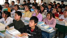Власти Китая внедряют новые способы давления на детей-христиан