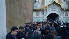 Полиция задержала 122 провокатора на территории Киево-Печерской лавры
