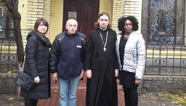 OSCE observers and Fr. Gennady Yelin