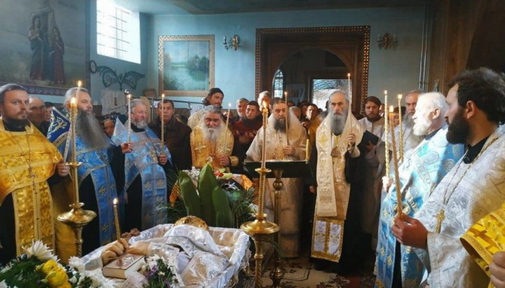 Заупокойная литургия по новопреставленному преподавателю Почаевской духовной семинарии протоиерею Игорю Бойко