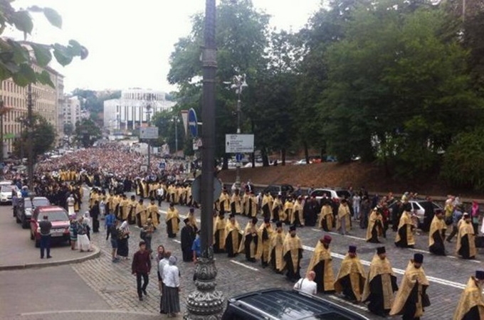 УПЦ: Число участников крестного хода 27 июля намеренно занизили вдвое