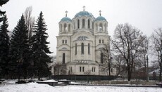 Власти Глухова склоняют клириков УПЦ к переходу в новую Церковь