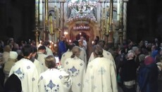 В архиерейской литургии у Гроба Господня участвовали клирики УПЦ, – соцсети