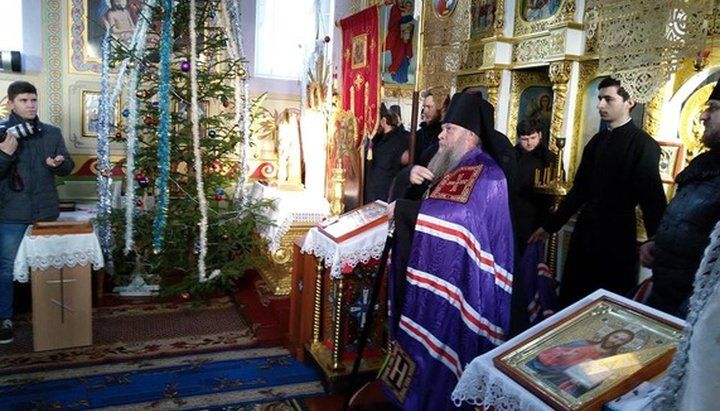 In Volyn raiders break into the UOC temple during the divine service