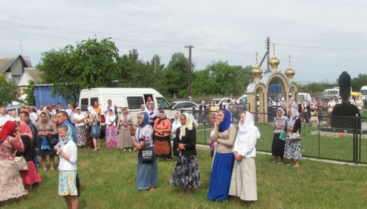 «Духовна» журналістика: потрапили на дно – копайте!