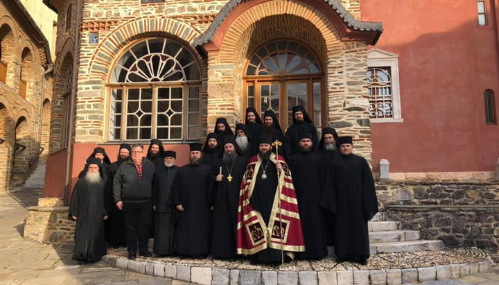 The delegation of the new church structure on the Holy Mount