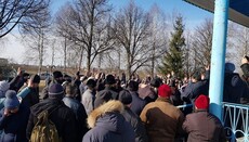 Священнослужители УПЦ: Чиновники готовили переход общины села Копытов в ПЦУ