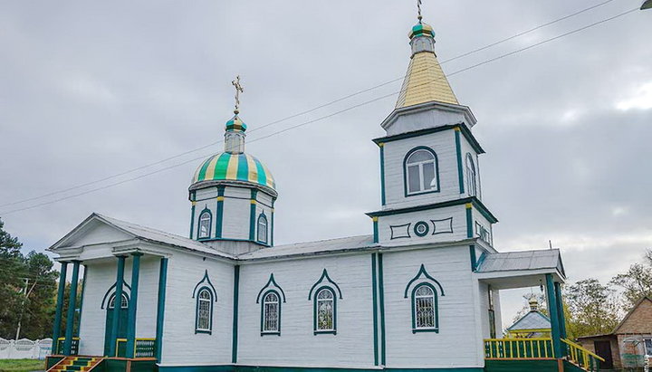 Храм в честь свт. Николая Чудотворца в Бирках