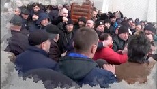 Барановка: Хроники неудавшегося штурма храма УПЦ