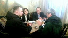 У Чернігові активісти «С14» обговорили з ОБСЄ перехід громад з УПЦ в ПЦУ