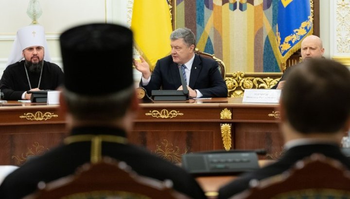 Петр Порошенко и представители Всеукраинского Совета Церквей обсудили  предстоящие выборы  президента