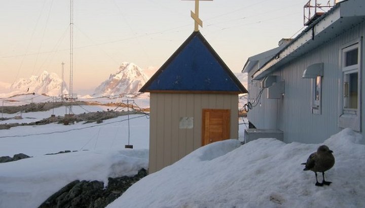 Каплиця на честь святого Володимира в Антарктиді