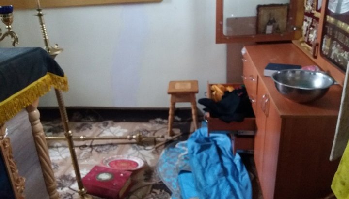 Vandals desecrated and robbed the St. Nicholas Church in the village of Korolevka