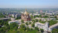 Oameni şi biserici de pe linia frontului: oraşul Mariupol