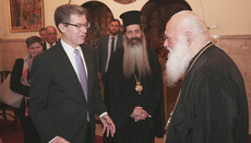 US diplomatic reps discuss “Ukrainian issue” with head of the Greek Church