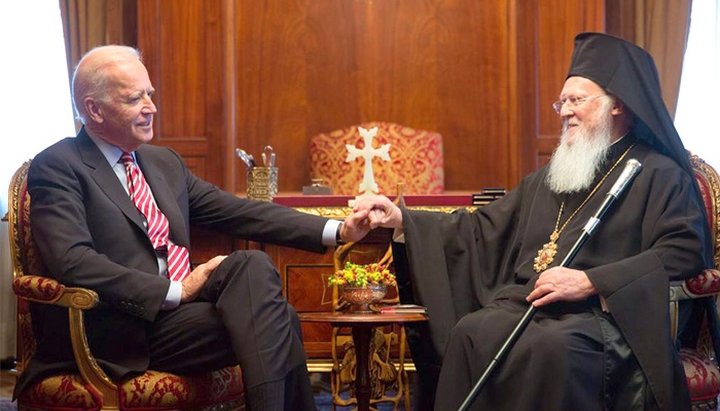 Vice-preşedintele SUA Joseph Biden şi patriarhul Bartolomeu. Imagine: vidovdan.org