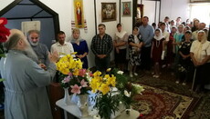 Bishop Nathanael visits community of the seized temple in Berestechko
