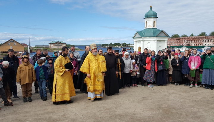 Митр. Іоанн на Соловках вшанував пам'ять гетьмана Запорізької Січі