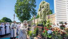 В Лавре отслужили заупокойную литургию и панихиду по Митрополиту Владимиру