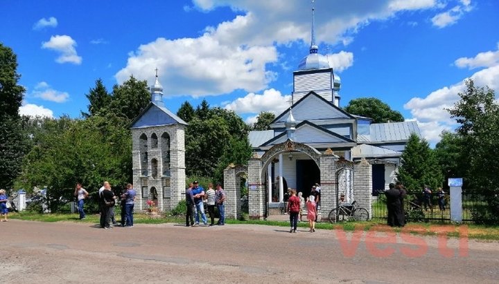 Храм в с. Круты. Фото: Вести