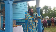 Τέλεσαν λειτουργία στη βεράντα: άλλη μία κατάληψη του ναού στο Lyudvishche