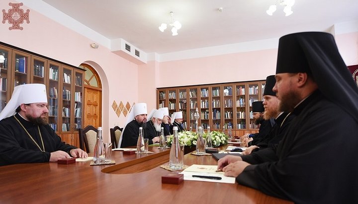 «Синод» ПЦУ назвал святотатством изъятие коммерческой недвижимости в Крыму
