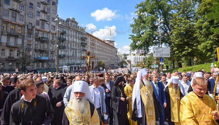 Иерарх УПЦ: Крестный ход показал преданность народа выбору князя Владимира