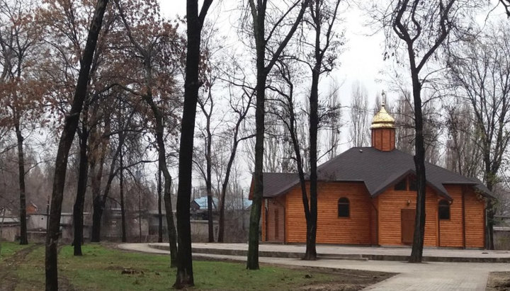 Часовня УГКЦ в парке Сагайдачного, рядом с которой униаты возведут свой первый храм в Запорожье. Фото: сайт УГКЦ.