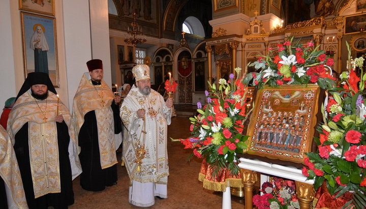 Всенічне бдіння напередодні свята Собору Херсонських святих. Фото:  pravoslavie.ks.ua