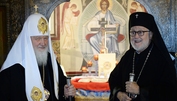 Святейший Патриарх Кирилл и архиепископ Иоанн (Реннето). Фото: stcaterina.com