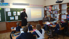 В России хотят запретить преподавание основ христианской этики в школах