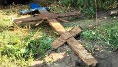 В Краматорске нашли накупольный крест, пролежавший в земле 80 лет