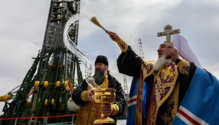 Настоятель храму в Байконурі розповів про те, як зародилася традиція освячення ракетної техніки.Фото: ria.ru