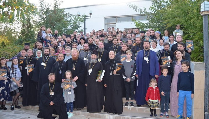 В Херсонской епархии открылась XVII Всеукраинская молодежная конференция. Фото: facebook.com 