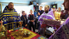 Община УПЦ в Ощеве, чей храм отобрала ПЦУ, встретила престольный праздник