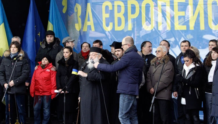 Любомир Гузар на Майдане пропагандирует европейские ценности. Фото: УГКЦ