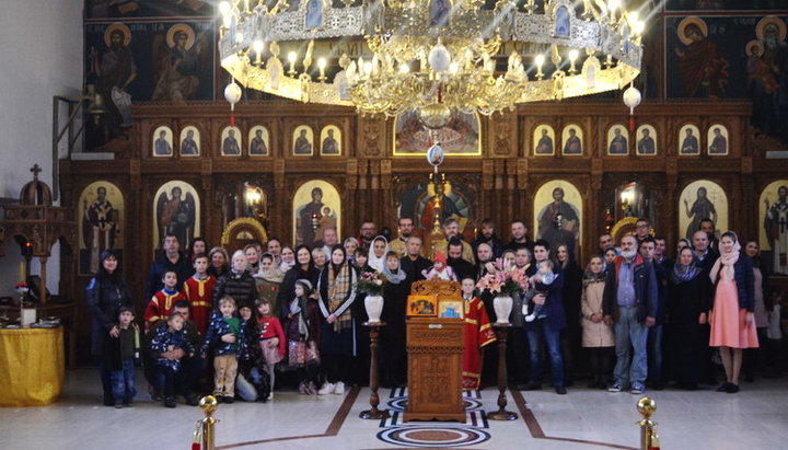 Українська парафія в Гамбурзі відзначила престольне свято. Фото: vzcz.church.ua
