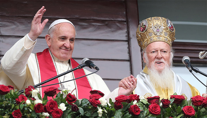 Patriarhul Bartolomeu al Constantinopolului și Papa Francisc. Imagine: sib-catholic.ru