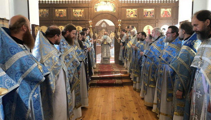 У ніжинському Благовіщенському монастирі вшанували ікону «О Всепетая Мати». Фото: orthodox.cn.ua
