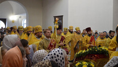 В Ровно совершили первую литургию в храме в честь Всех Волынских святых