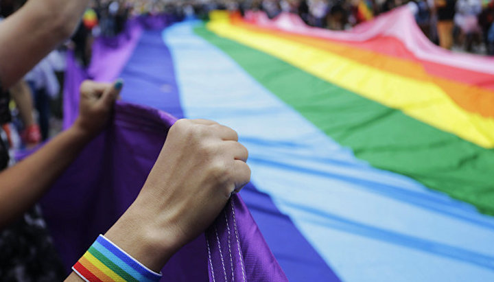 В Британии увеличилось количество тех, кто считает гомосексуализм морально приемлемым.