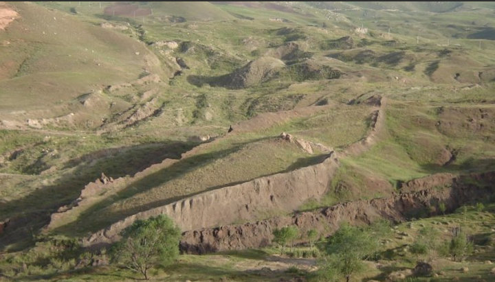 Предположительные останки Ноева Ковчега на горе Арарат. Фото: vestiturkey.com