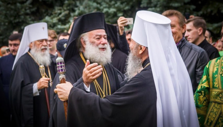 Εντελώς πρόσφατα ο Πατριάρχης Αλεξάνδρειας καλούσε πιστούς να παραμείνουν πιστοί στην Εκκλησία και στον Μακαριώτατο Ονούφριο. Φωτογραφία: eparhiya.od.ua