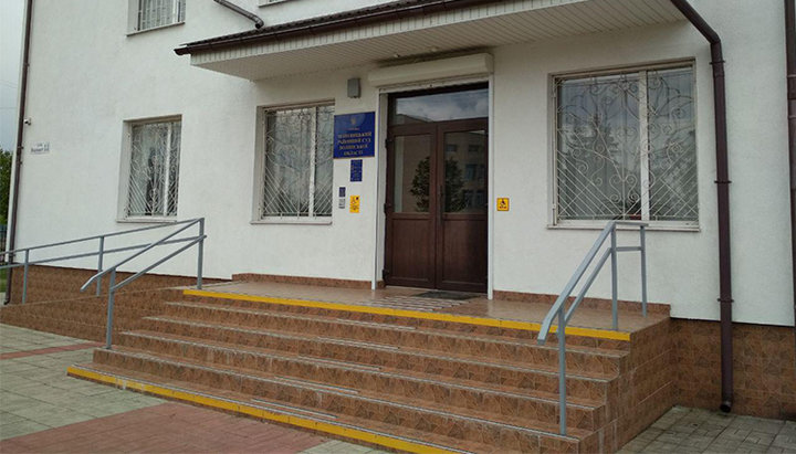 Clădirea Tribunalului raional Manevici din regiunea Volyn. Imagine: mn.vl.court.gov.ua