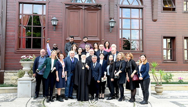 Întâlnirea Patriarhului Bartolomeu cu delegația de la Tbilisi. Imagine: romfea.gr